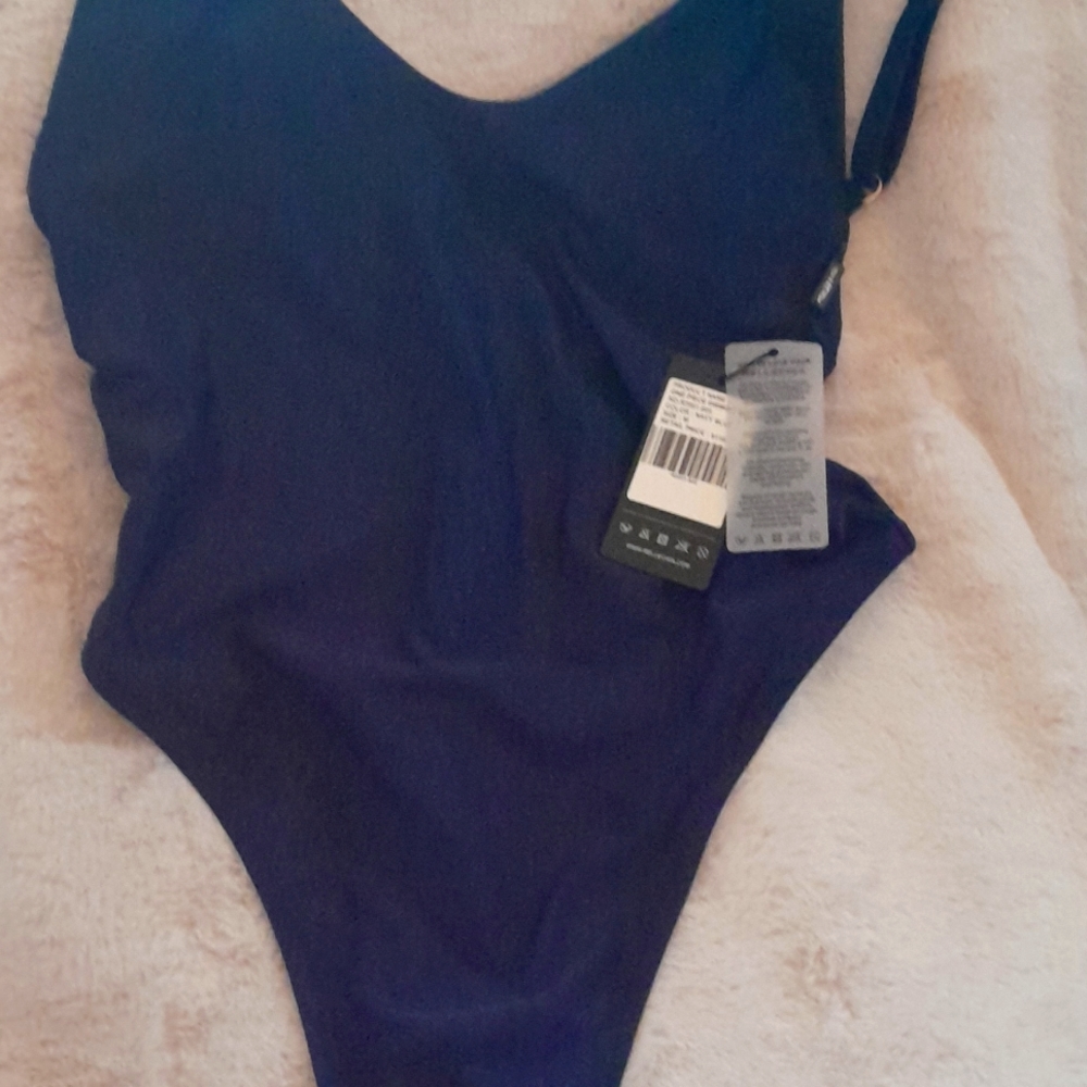 Swim suit